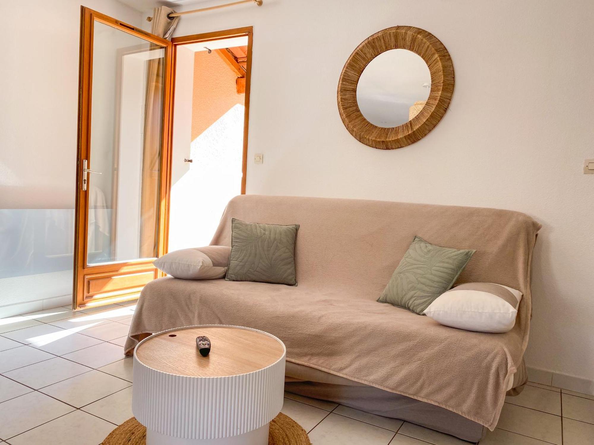 Maison "Douceurs D'Ete " Maison De Vacances Bord De Mer A Vias Plage - 600M De La Plage Et Du Canal Du Midi - Piscine Residentielle, Wifi Fibre, Activites Et Loisirs Экстерьер фото